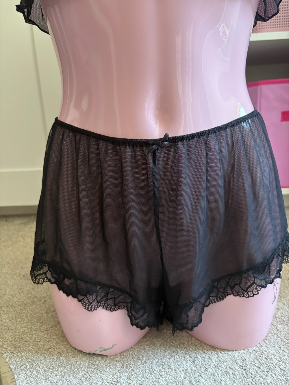 La Vie En Rose Black Sheer Lace Trim Bralette & Shorts Set - Picture 3 of 4